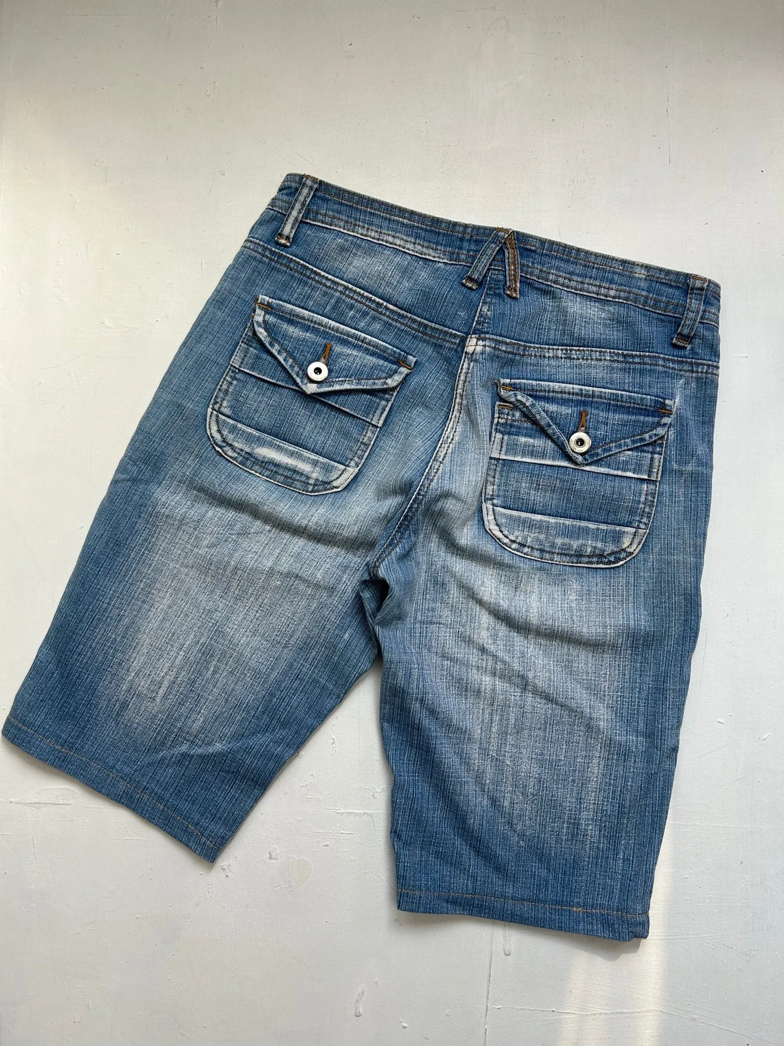 Blue denim low rise mid short (S/M)