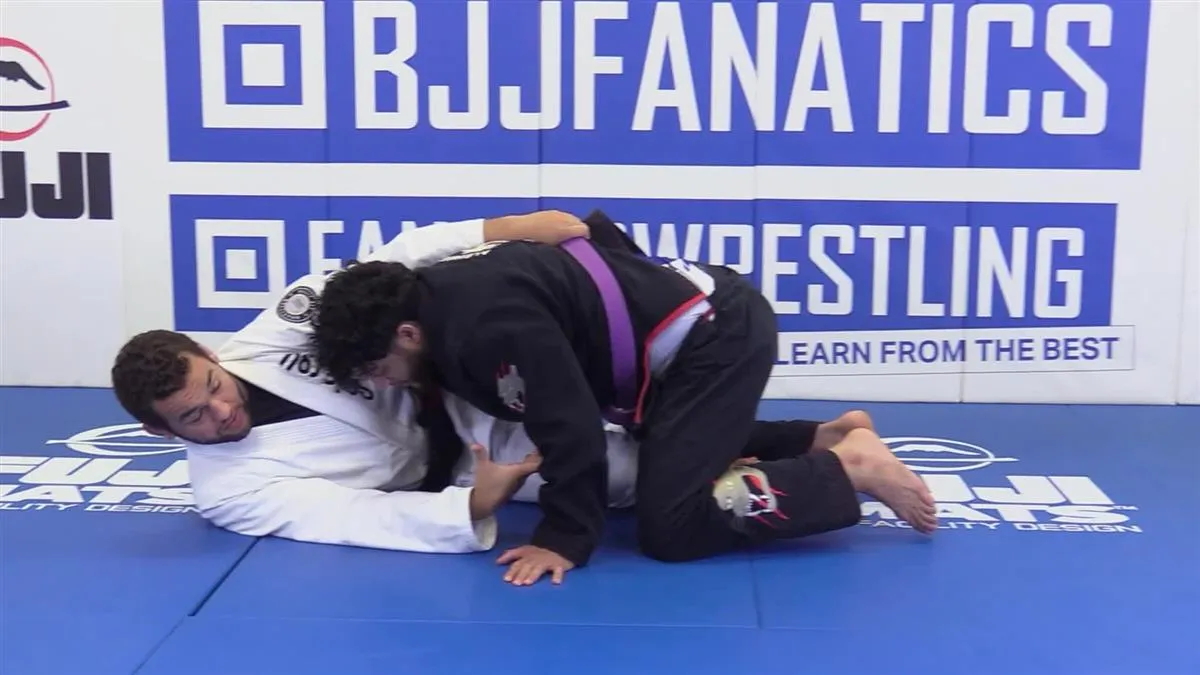 Gracie Fundamentals: Side Control Escapes by Rayron Gracie