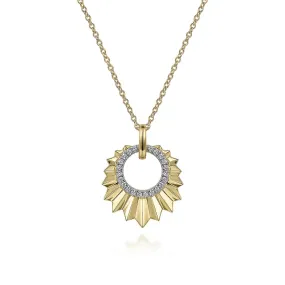 Leaf Shaped Diamond Circle Pendant Necklace in Yellow Gold, 0.11 cttw