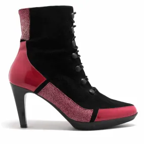 St Lucia - Black/Fuchsia Button boot